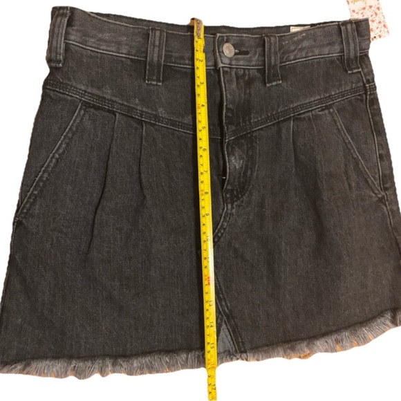 Free People Sidecar Mini Denim Skirt Sanded Black Size 27 New With Tags - Picture 7 of 10